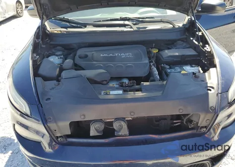 2015 Jeep Cherokee Sport из США, поврежденный, VIN 1C4PJLAB2FW517304